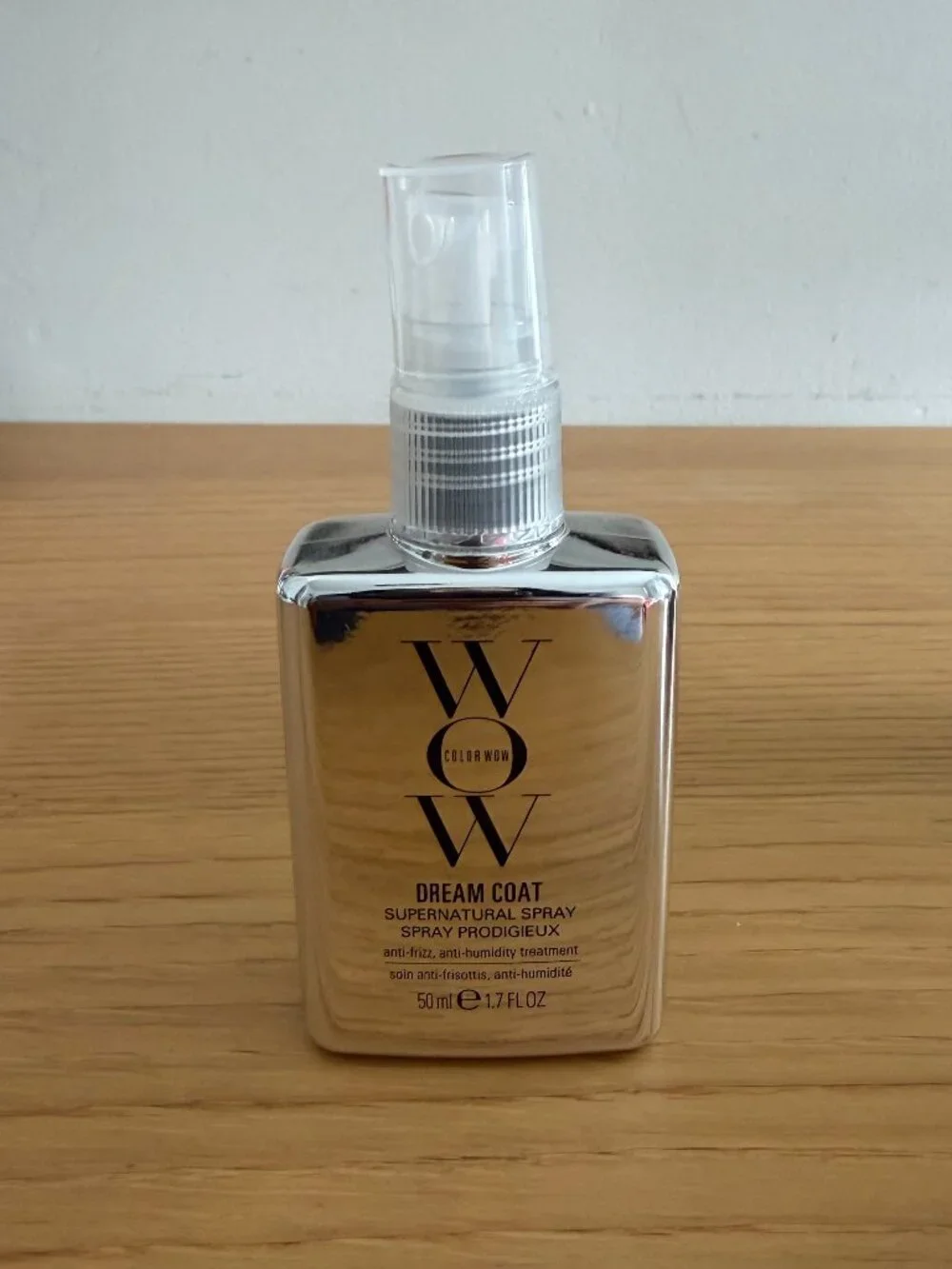 COLOR WOW brand Mini Dream Coat Supernatural Anti-Frizz, Blow Dry Treatment Spra